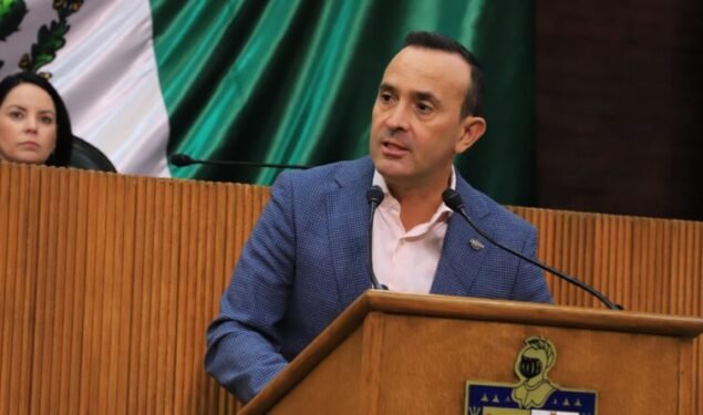 EXHORTA CONGRESO DEL ESTADO A EJECUTIVO A PUBLICAR DECRETOS